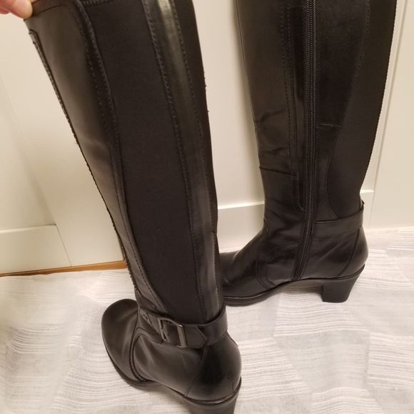 Clarks Bendables Tall Black Leather Boots Women's 7.5M - Picture 4 of 12